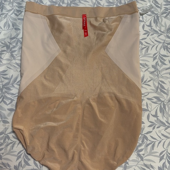 SPANX high waisted tummy and waist control shaper brief panty NWOT neutral Large - Picture 6 of 6